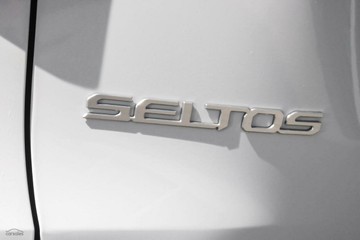 https://vehicle-cdn.autoleague.cloud/1890_31947860_11.jpg