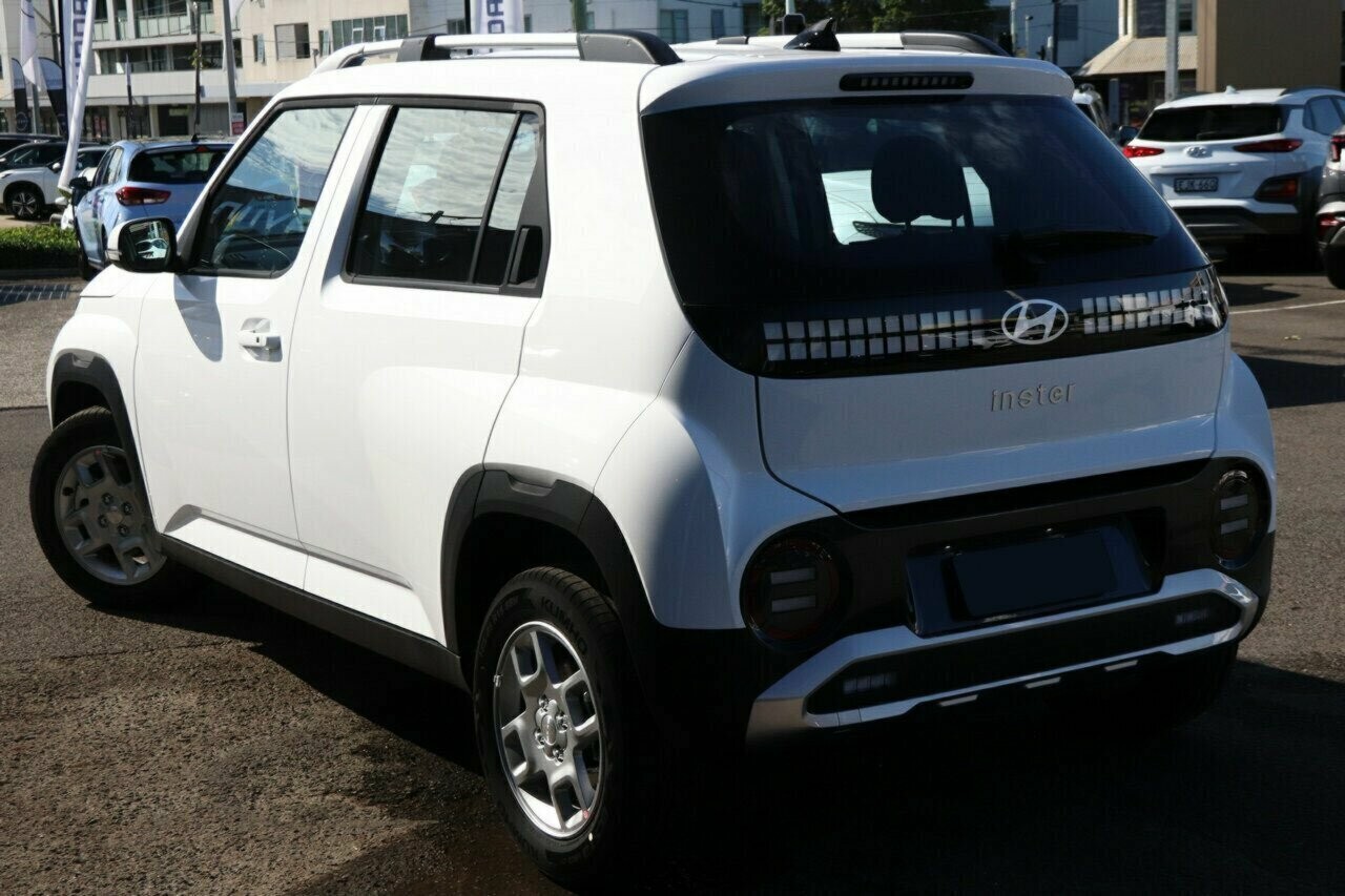 Hyundai Inster image 3