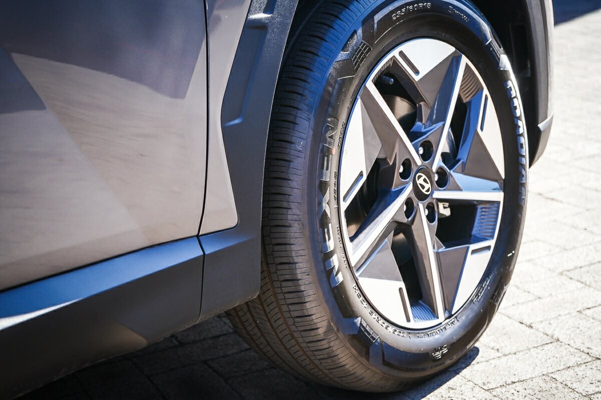 Hyundai Tucson image 3