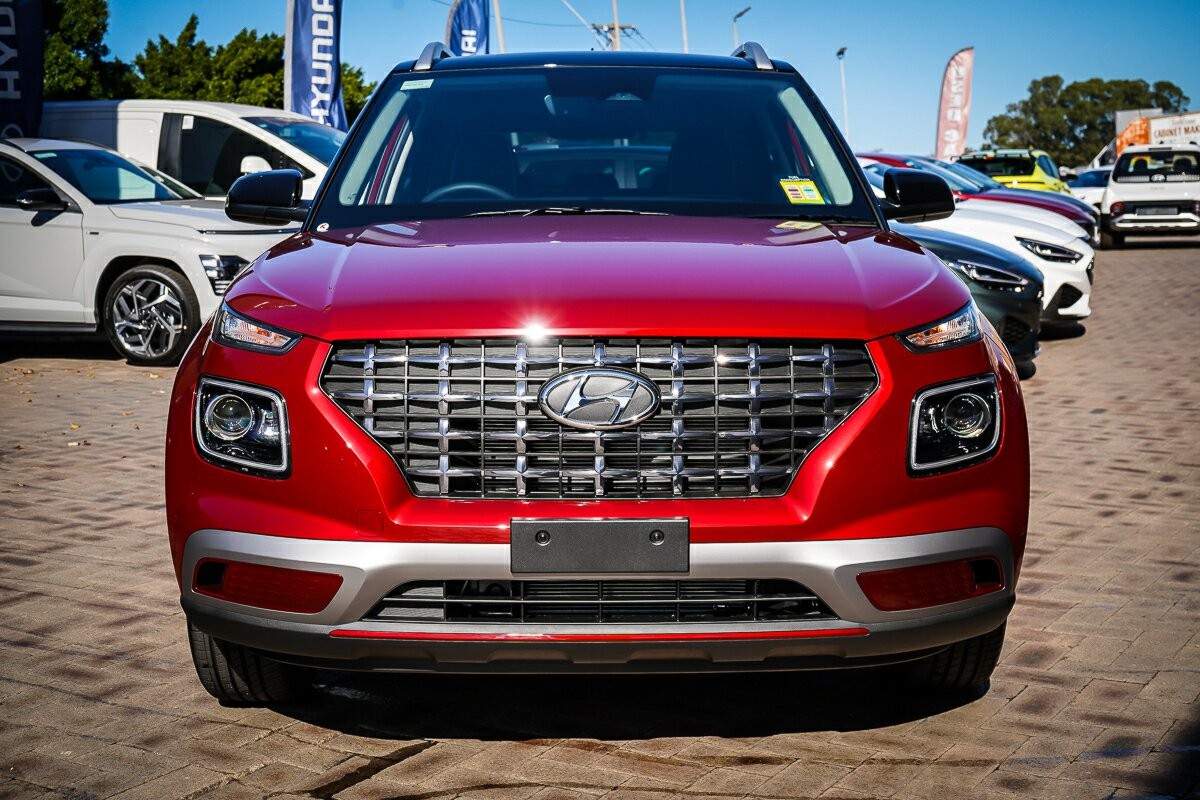 Hyundai Venue image 4