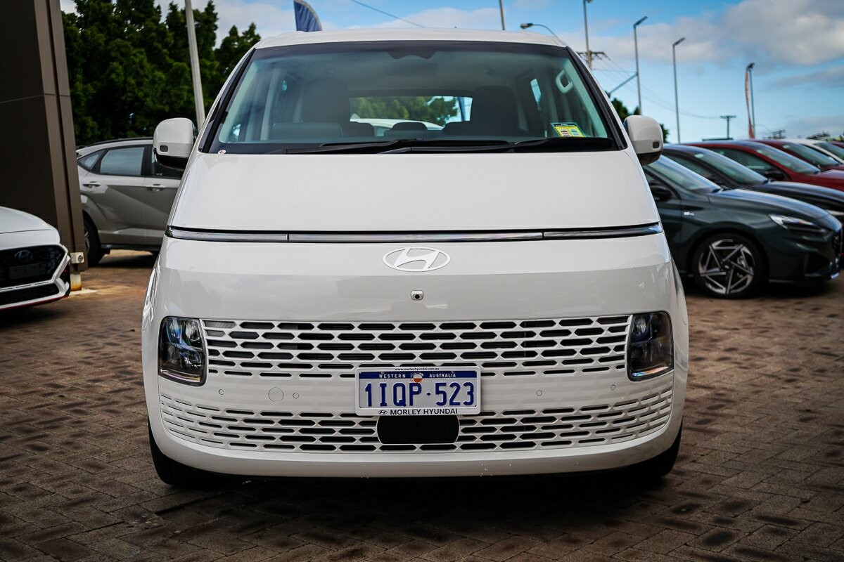 Hyundai Staria image 4