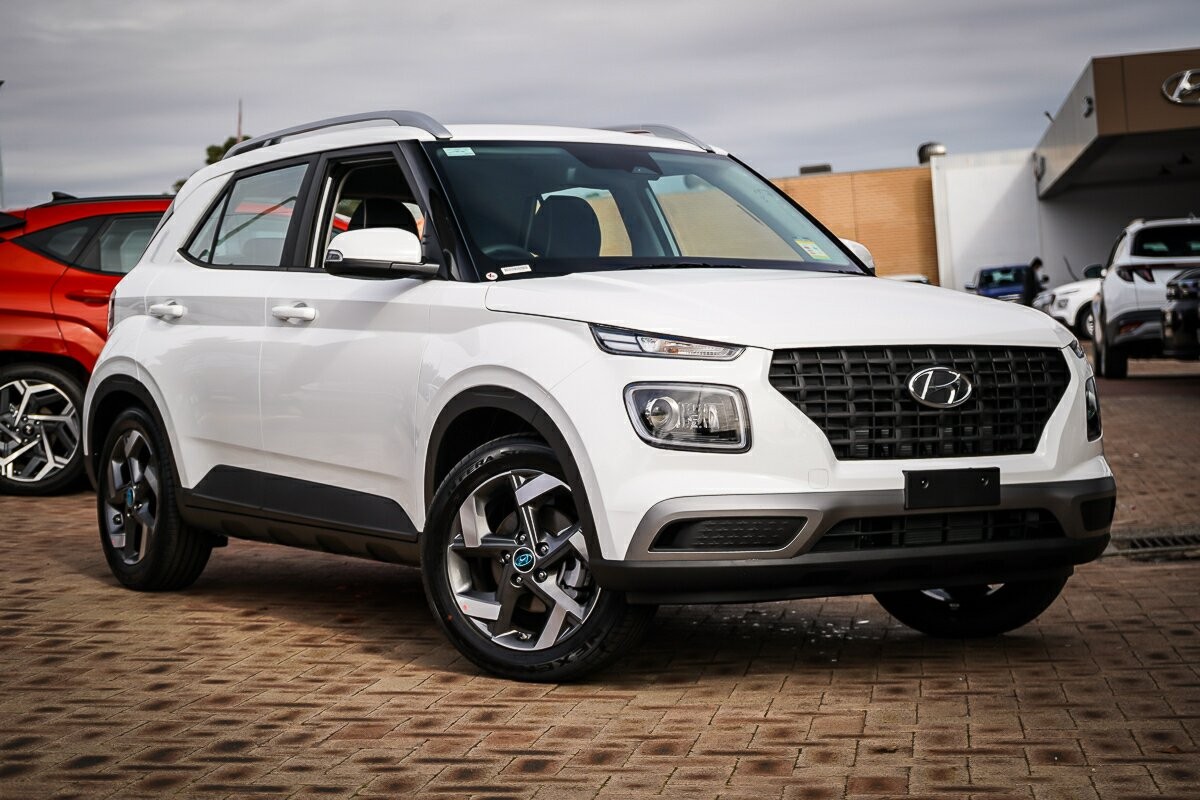 Hyundai Venue image 1
