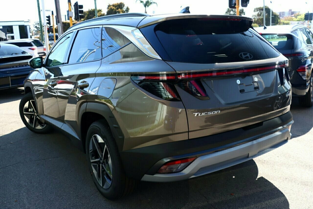 Hyundai Tucson image 3