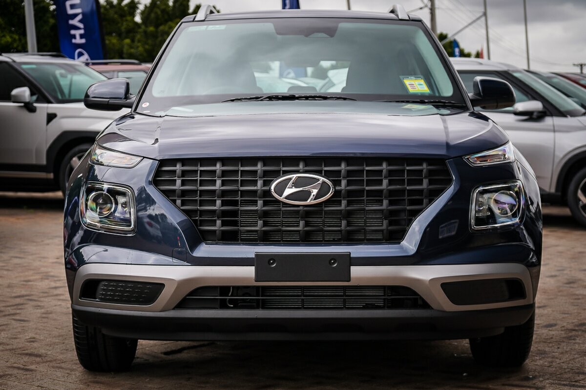 Hyundai Venue image 3