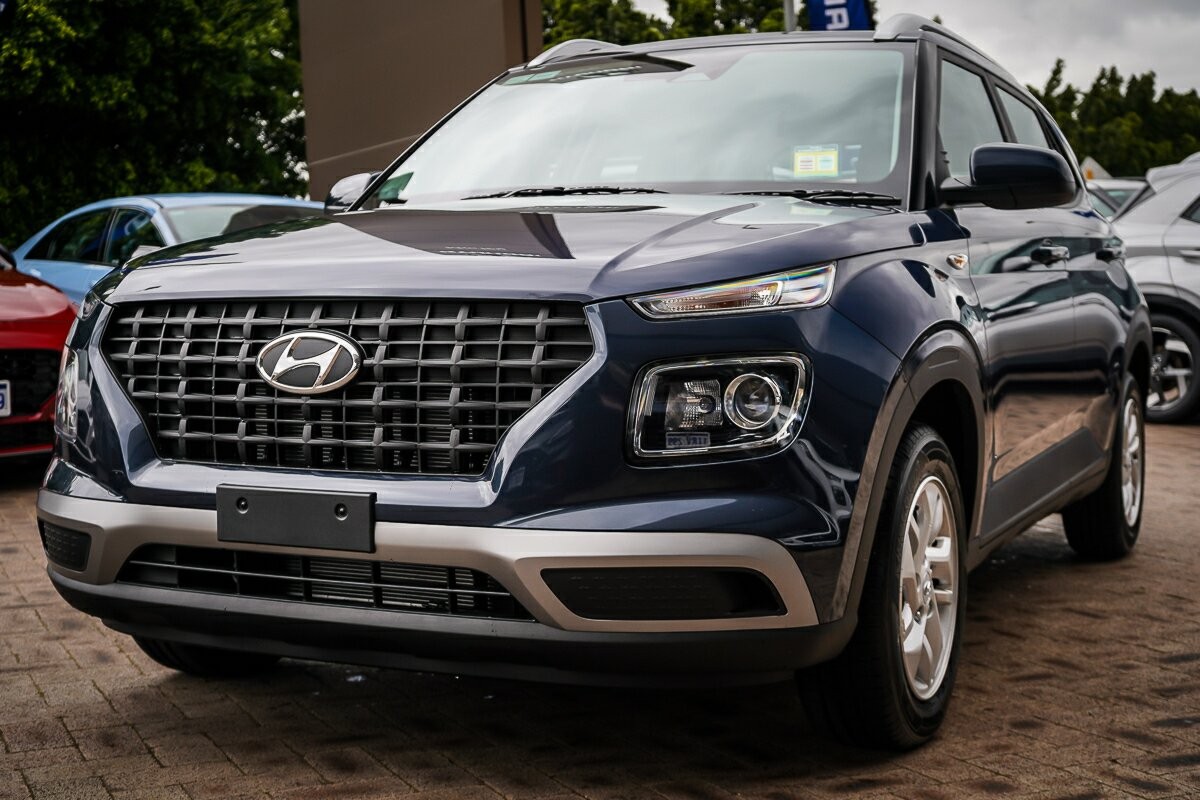 Hyundai Venue image 4