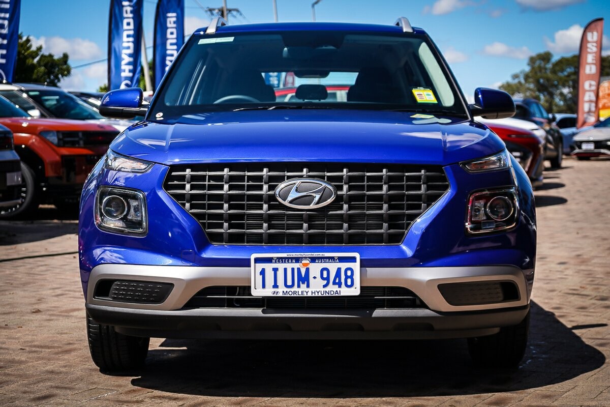 Hyundai Venue image 3