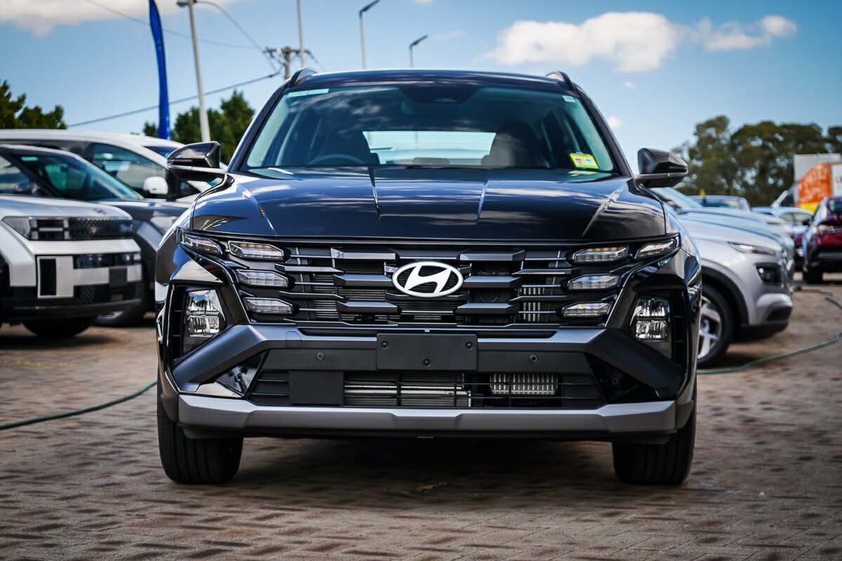 Hyundai Tucson image 3