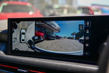 https://vehicle-cdn.autoleague.cloud/23977_620255156_14.jpg