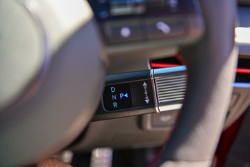 https://vehicle-cdn.autoleague.cloud/23977_620255156_21.jpg