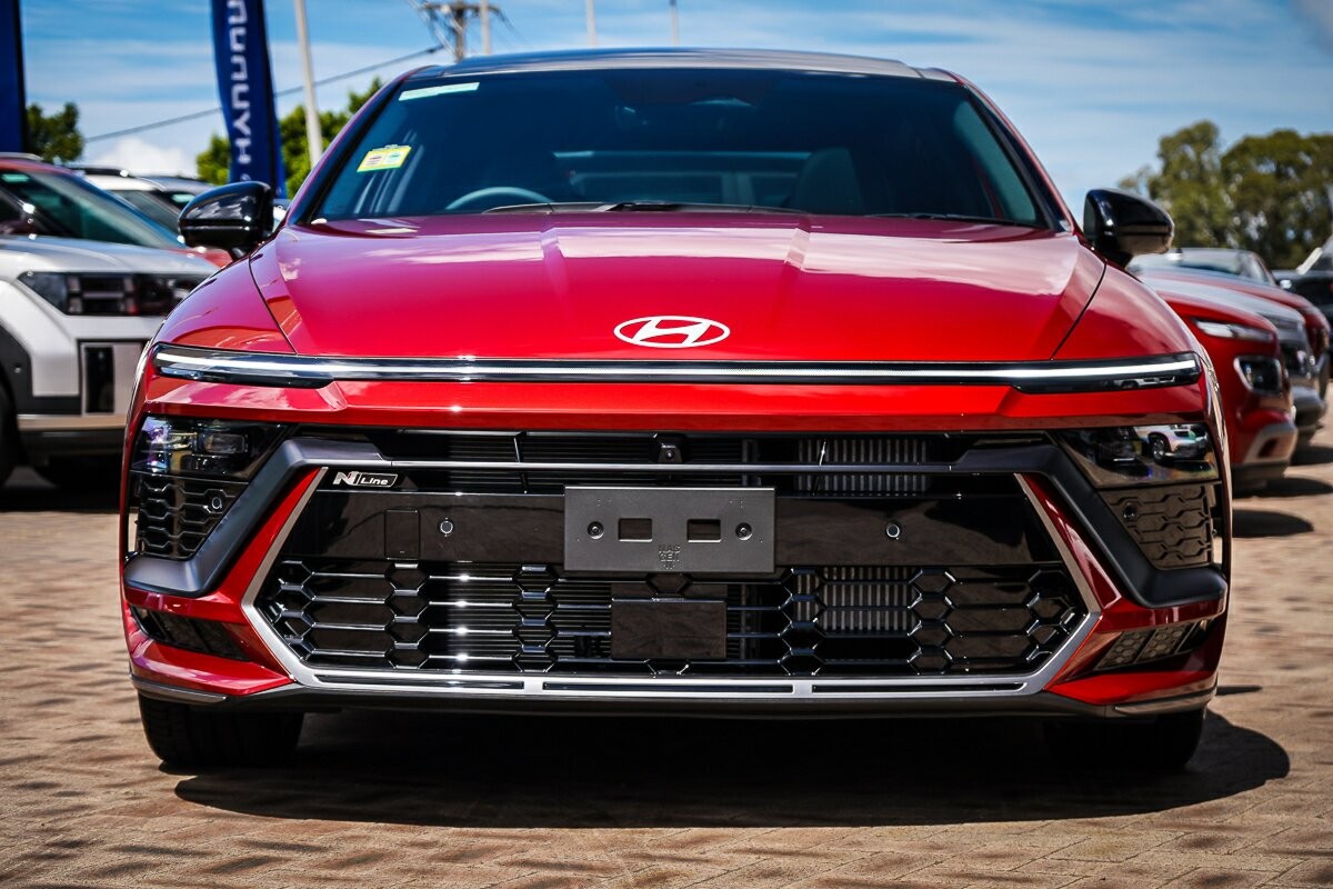 Hyundai Sonata image 3