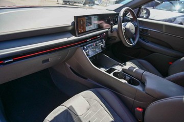 https://vehicle-cdn.autoleague.cloud/23977_620255156_8.jpg
