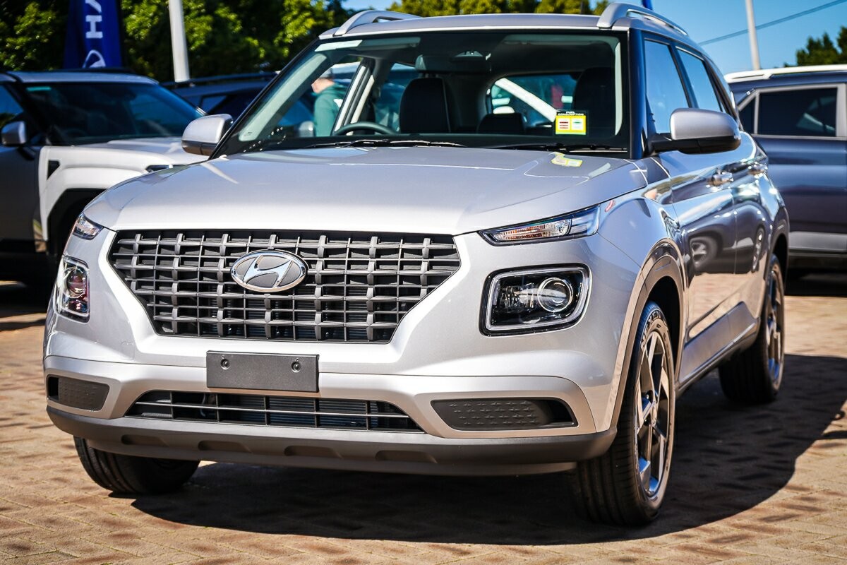 Hyundai Venue image 4