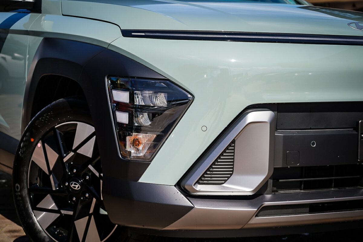 Hyundai Kona image 2