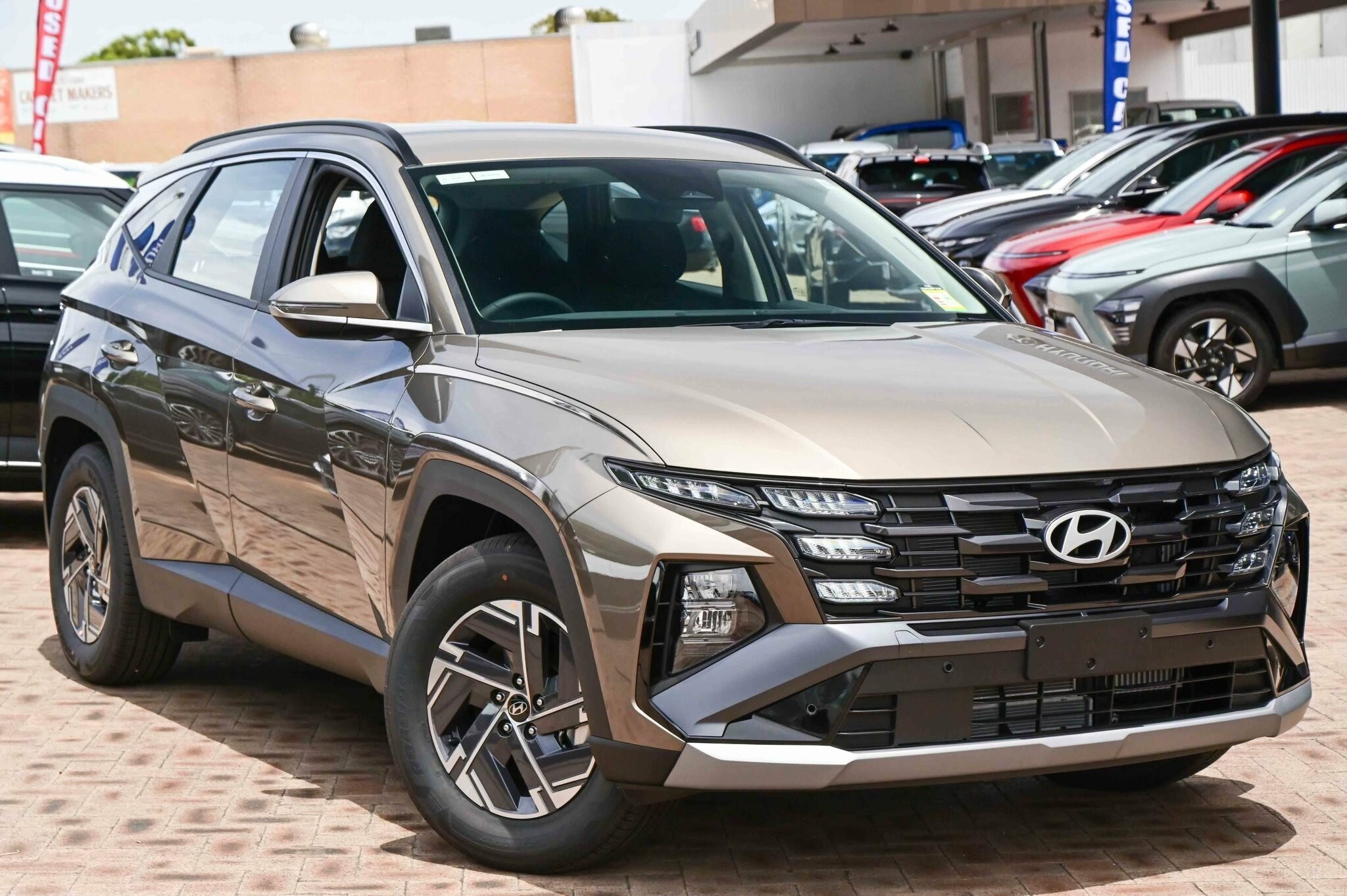 Hyundai Tucson image 1