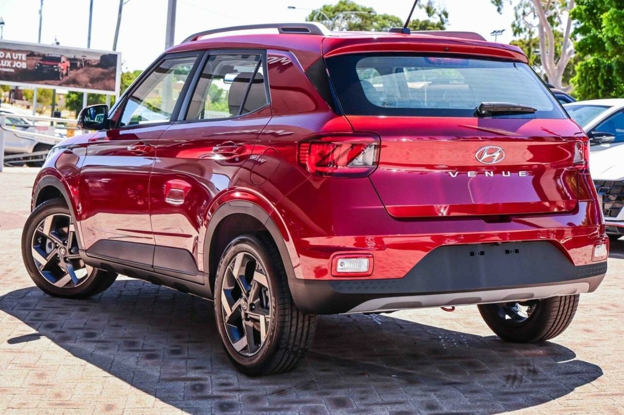 Hyundai Venue image 4