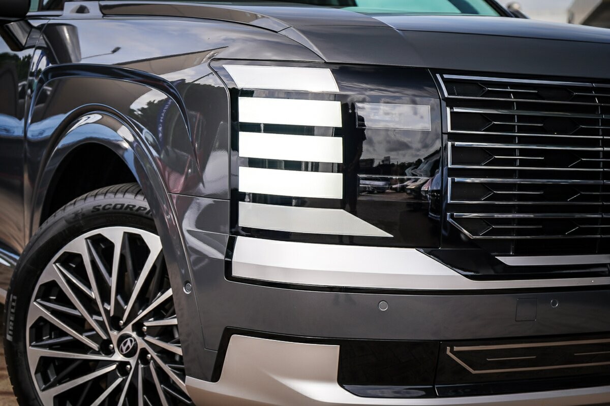 Hyundai 9u image 2