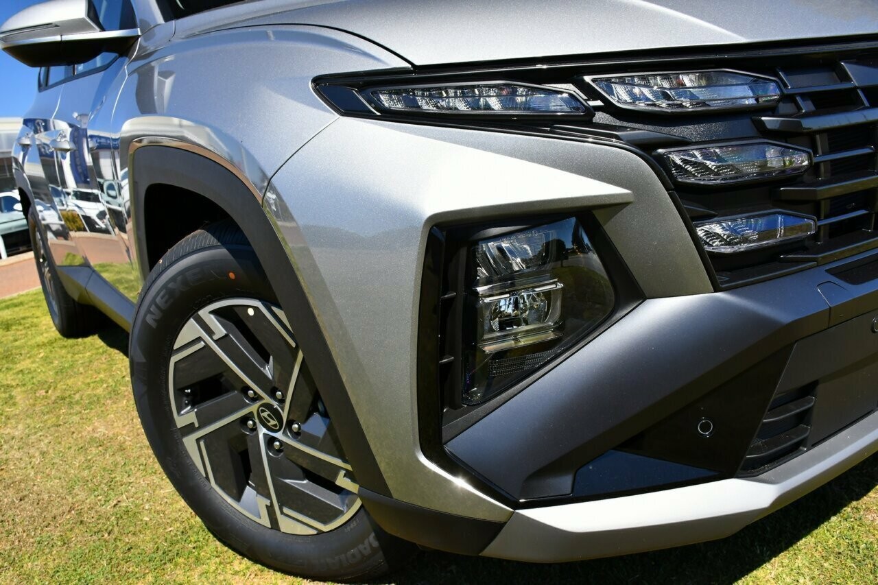 Hyundai Tucson image 2