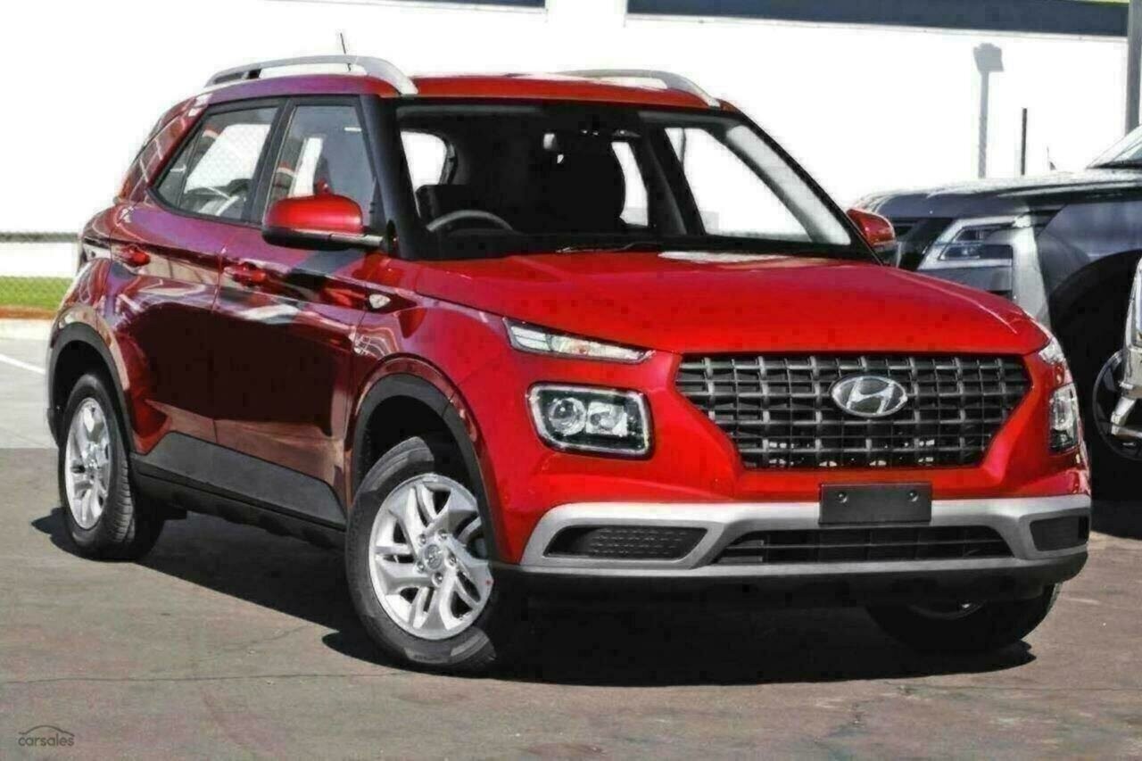 Hyundai Venue image 1