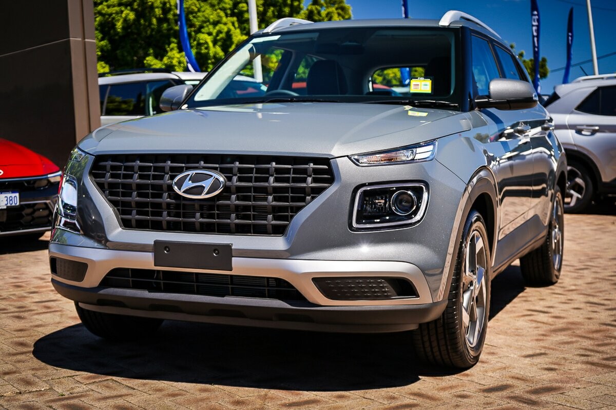 Hyundai Venue image 4