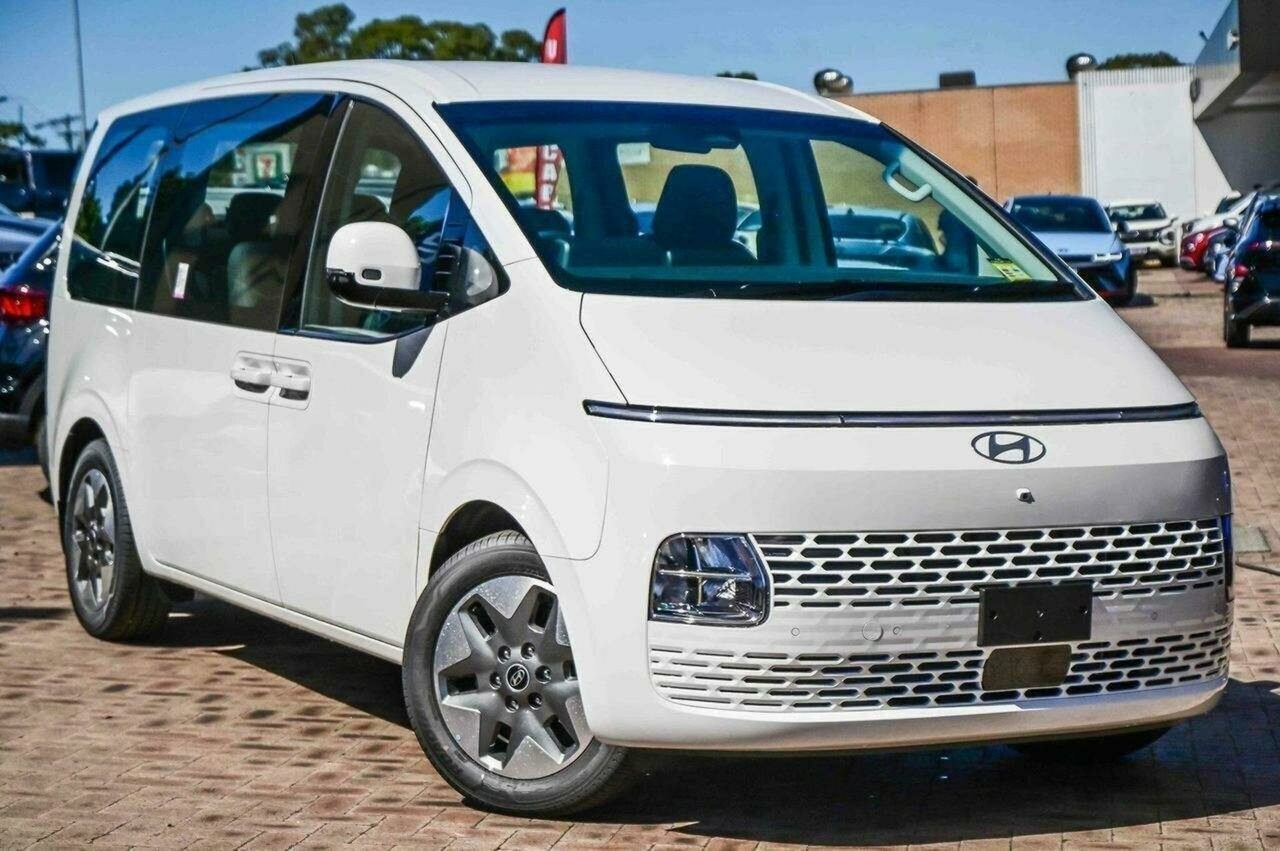 Hyundai Staria image 1