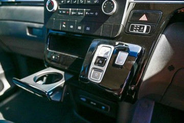 https://vehicle-cdn.autoleague.cloud/23977_620257889_10.jpg