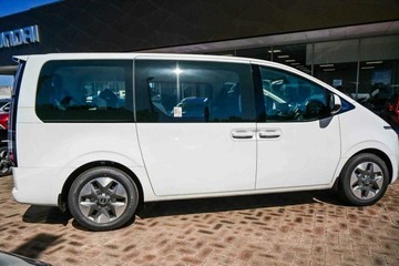 https://vehicle-cdn.autoleague.cloud/23977_620257889_6.jpg