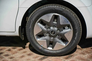 https://vehicle-cdn.autoleague.cloud/23977_620257889_7.jpg