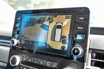 https://vehicle-cdn.autoleague.cloud/23977_620257889_9.jpg