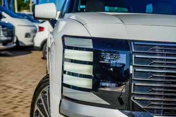 https://vehicle-cdn.autoleague.cloud/23977_620258547_3.jpg