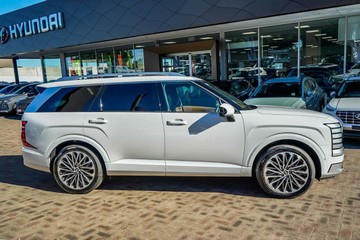https://vehicle-cdn.autoleague.cloud/23977_620258547_6.jpg
