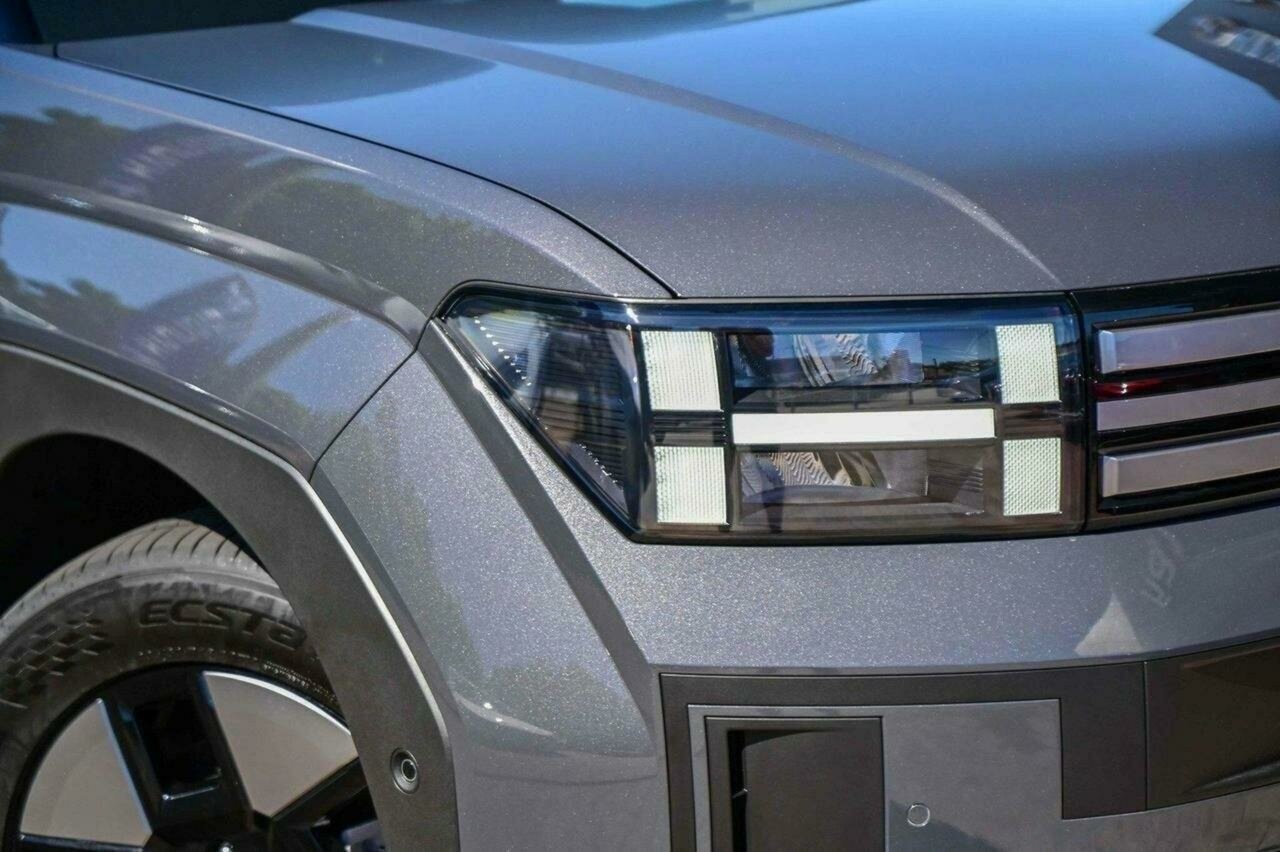 Hyundai Santa Fe image 2