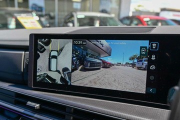 https://vehicle-cdn.autoleague.cloud/23977_620259226_11.jpg