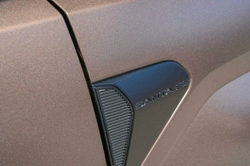 https://vehicle-cdn.autoleague.cloud/23977_620259226_8.jpg