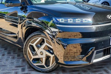 https://vehicle-cdn.autoleague.cloud/23977_620259817_3.jpg