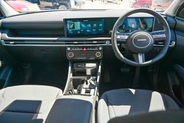 https://vehicle-cdn.autoleague.cloud/23977_620260052_8.jpg