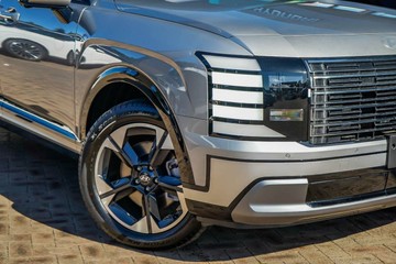 https://vehicle-cdn.autoleague.cloud/23977_620260275_11.jpg