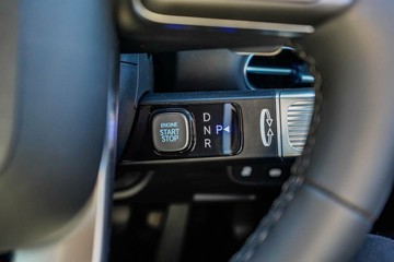 https://vehicle-cdn.autoleague.cloud/23977_620260275_17.jpg