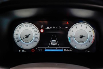 https://vehicle-cdn.autoleague.cloud/23977_620260413_16.jpg