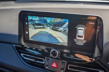 https://vehicle-cdn.autoleague.cloud/23977_620260426_16.jpg