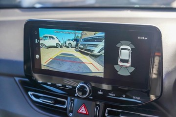 https://vehicle-cdn.autoleague.cloud/23977_620260432_17.jpg