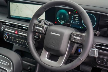 https://vehicle-cdn.autoleague.cloud/23977_620260457_12.jpg