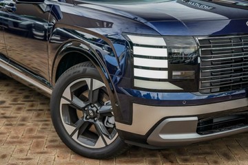 https://vehicle-cdn.autoleague.cloud/23977_620260457_2.jpg