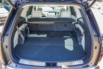 https://vehicle-cdn.autoleague.cloud/23977_620260467_16.jpg