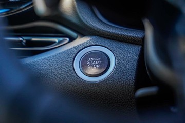 https://vehicle-cdn.autoleague.cloud/23977_620260482_18.jpg