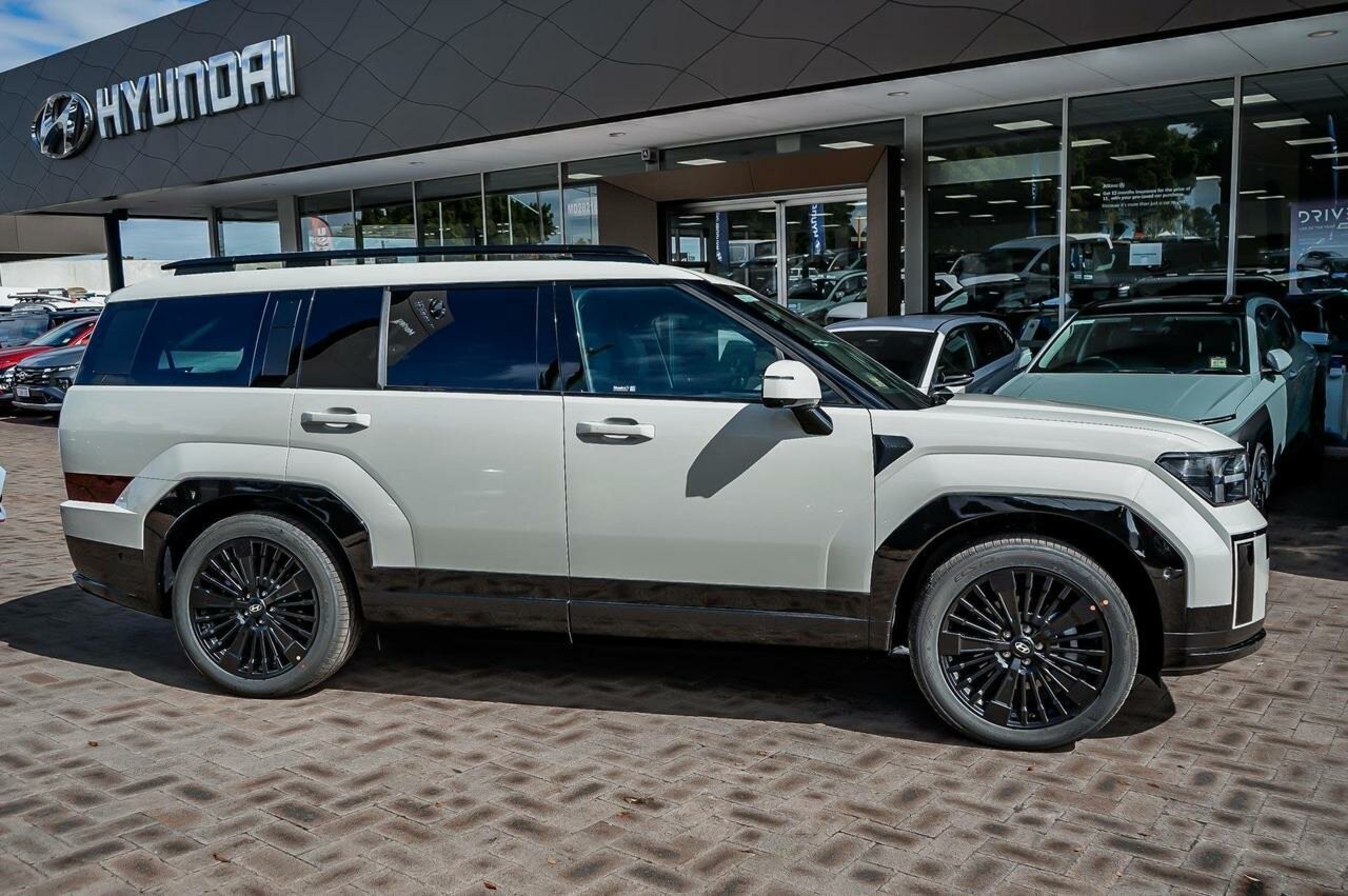 Hyundai Santa Fe image 3