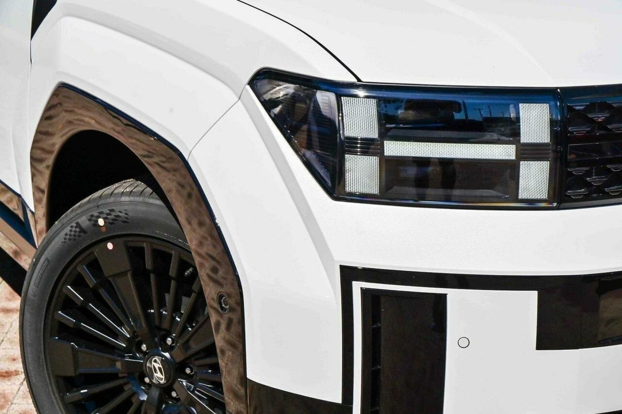 Hyundai Santa Fe image 4