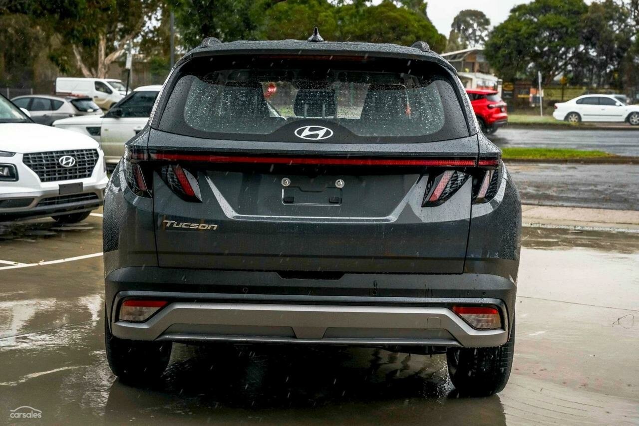 Hyundai Tucson image 3