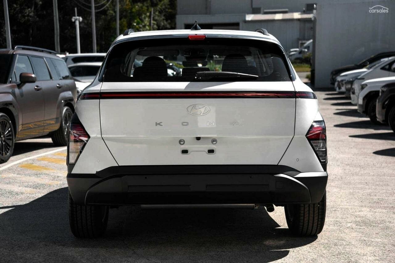 Hyundai Kona image 3