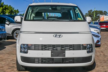 https://vehicle-cdn.autoleague.cloud/23977_620261097_2.jpg