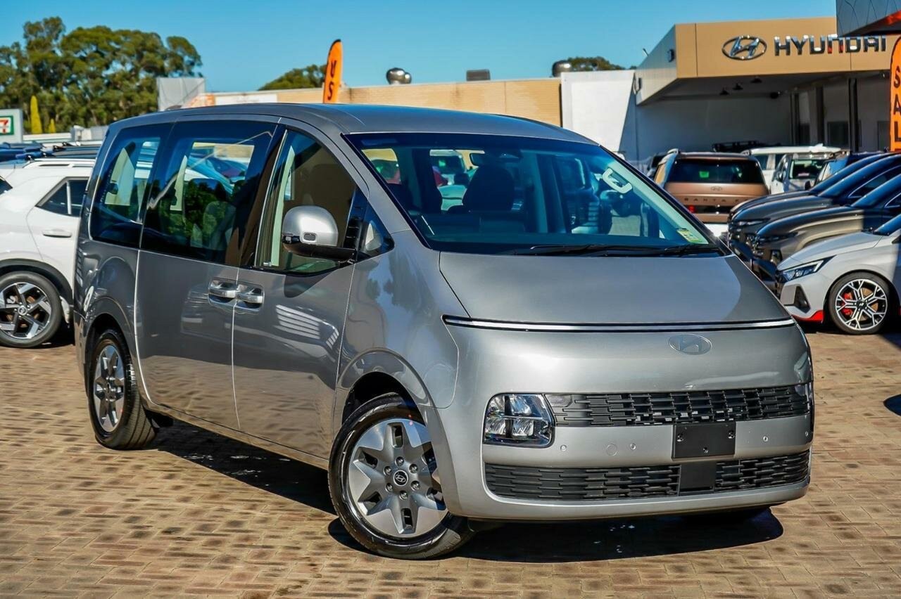 Hyundai Staria image 1